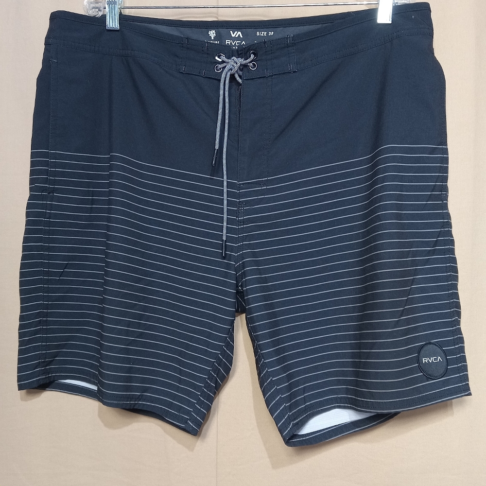 RVCA VA Men's Short Size 38 Multicolor Drawstring Striped